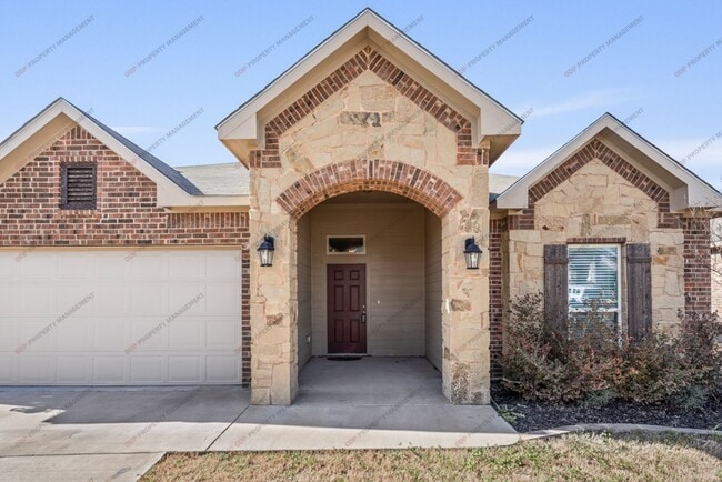 Building Photo - 10217 Eaglefire Dr