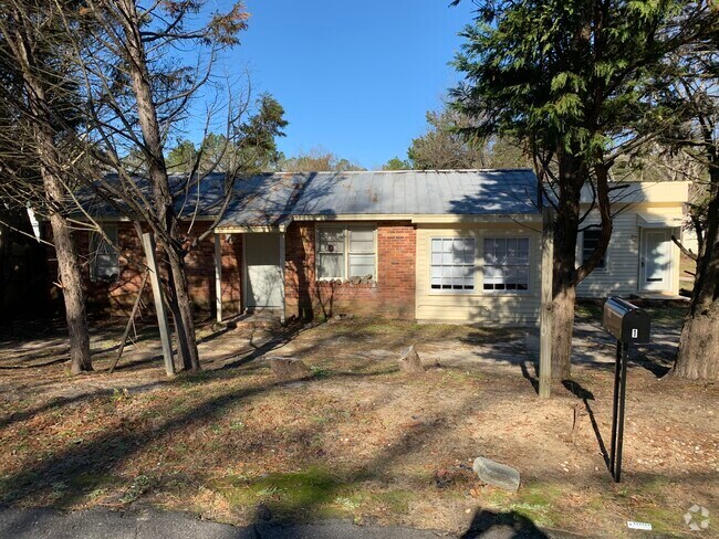 Building Photo - 809 Johnson St Unit 2 Rental