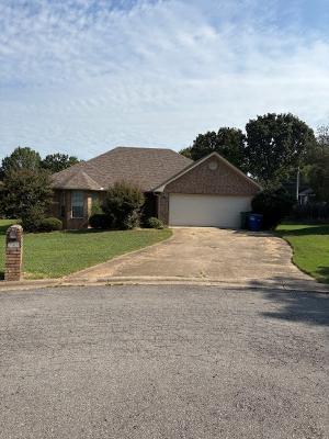 Photo - 190 Peach St