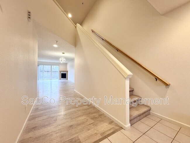 Photo - 14496 NW Alta Ln