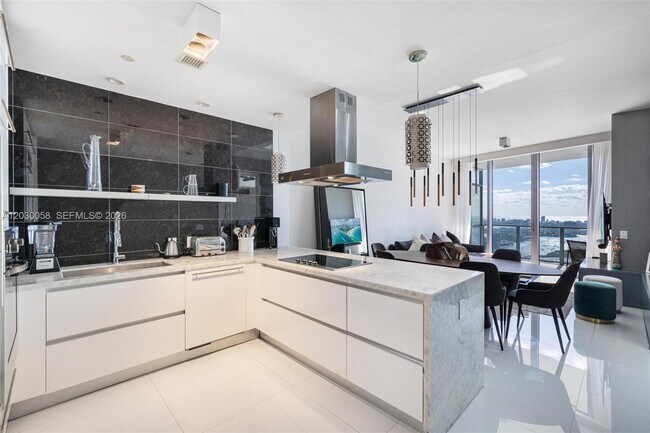 Photo - 1100 Biscayne Blvd Unit 5203
