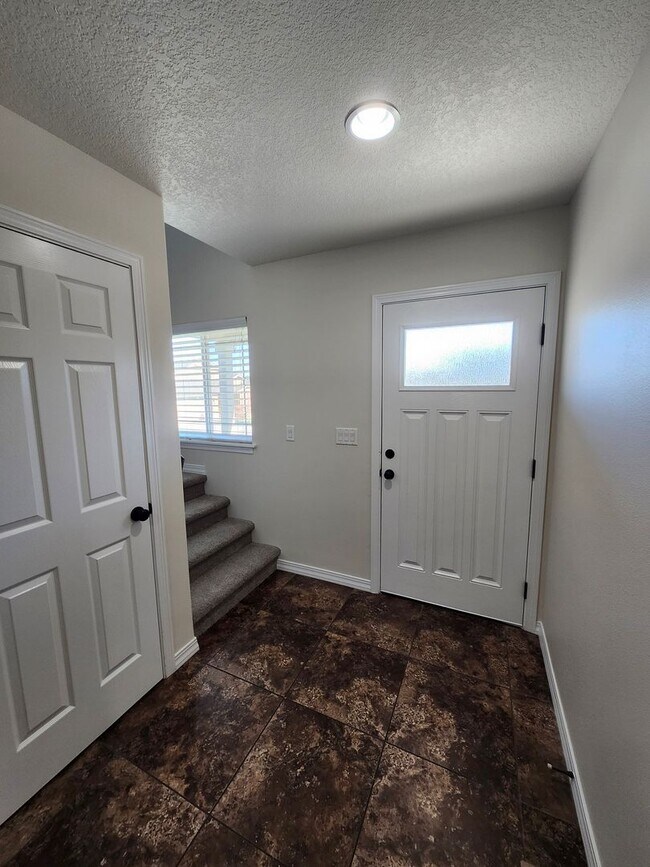 Photo - Spacious 3-Bedroom + Bonus Room Home for R...
