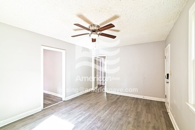 Photo - 2210 Corning Rd