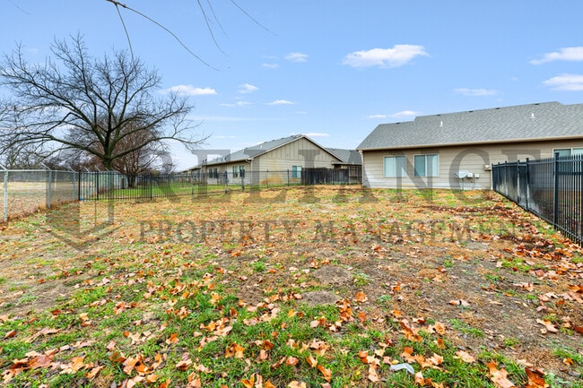 Photo - 3411 E Aster St