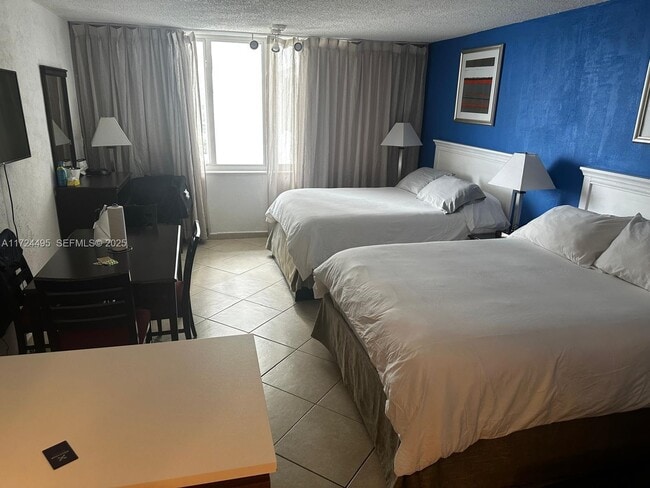 Photo - 19201 Collins Ave Unit 701