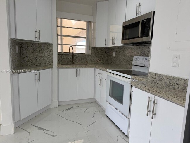 Photo - 8820 Fontainebleau Blvd Unit 408