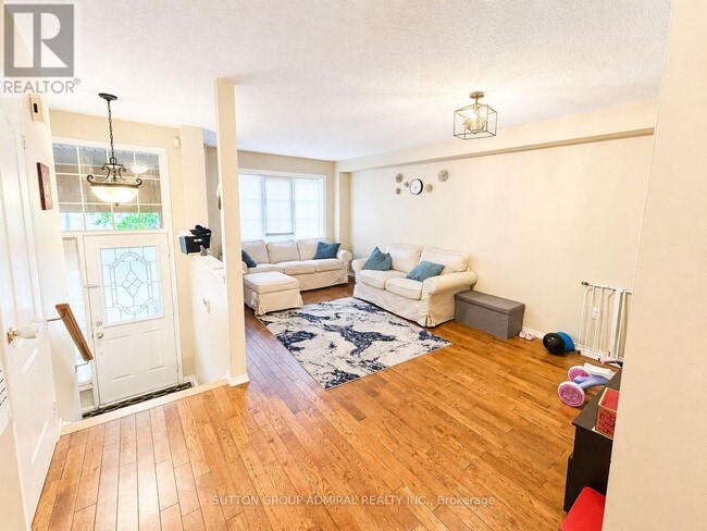 Photo - 5530 Glen Erin Dr