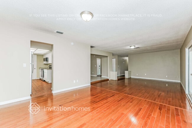 Photo - 7513 Meadow Dr