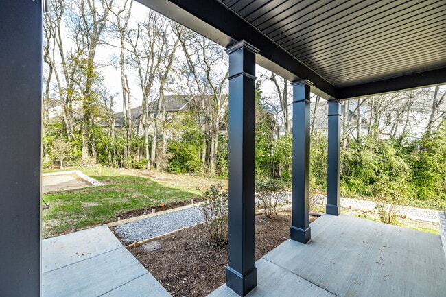 Photo - 554 Tappan Private Ln