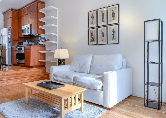 Photo - 161 Shipley St