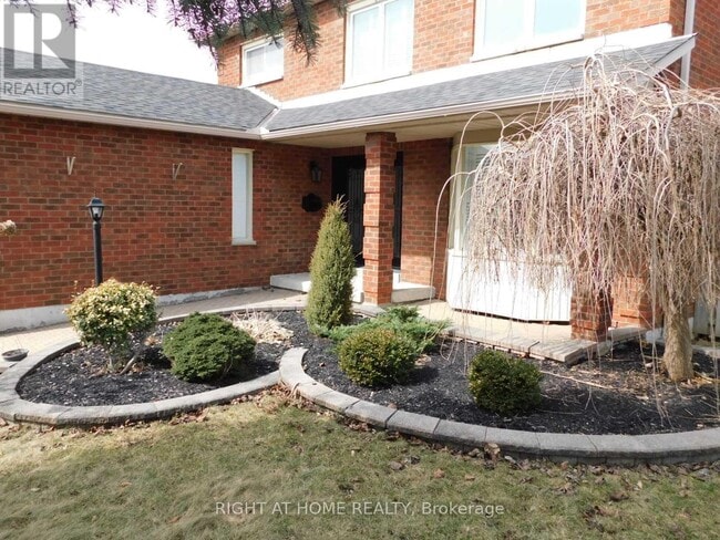Photo - 128 William Stephenson Dr