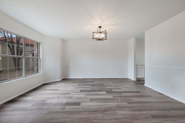 Photo - 7411 Tom Kite Ct