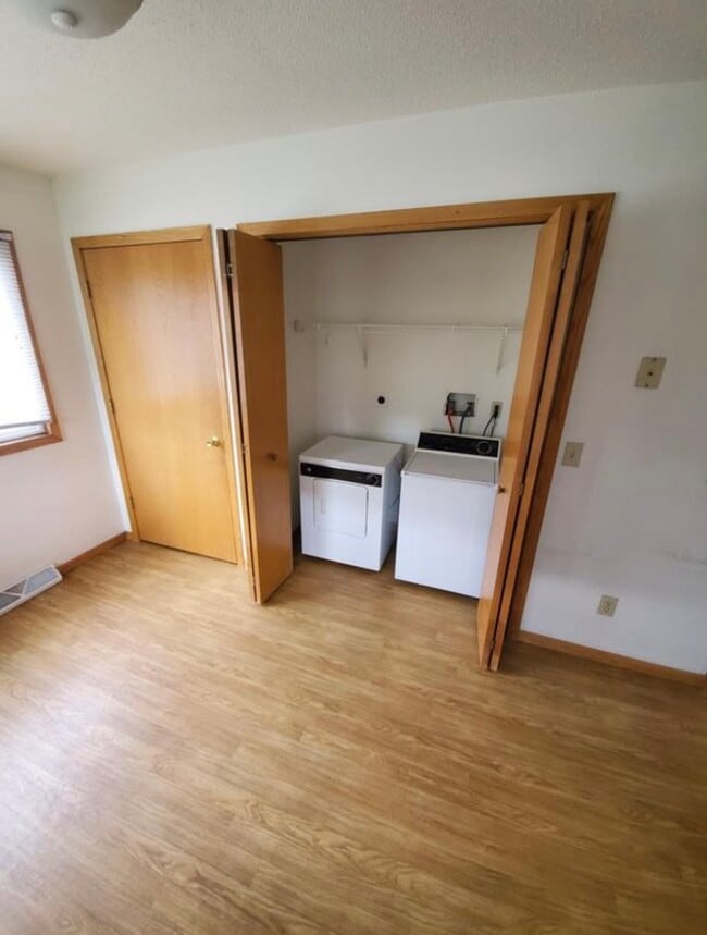 In unit free laundry - 3511 29th Ct S Unit Upper Duplex