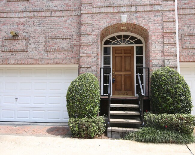 Photo - 6855 Staffordshire Blvd