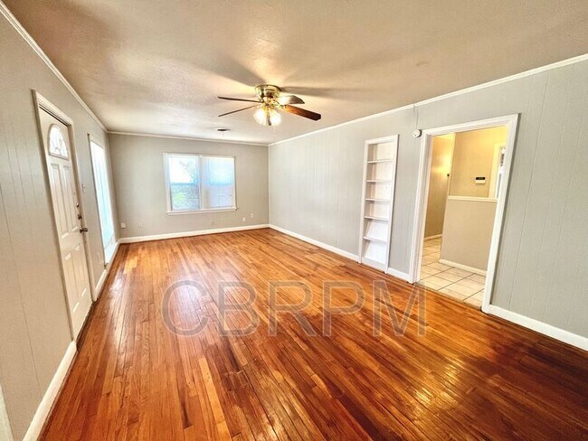 Photo - 2305 30th St