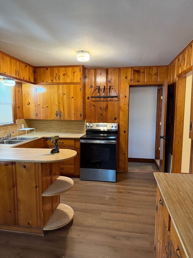 Photo - 3 Bedroom 3 Bath on an Acre+ Landlord does...