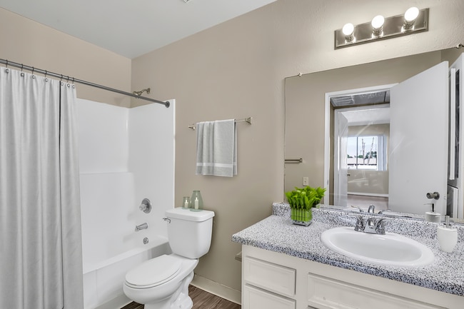 27443-6b_1.jpg - Cielo Vista Apartments