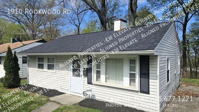 Photo - 1910 Rookwood Rd