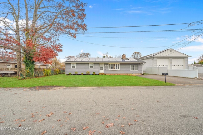 Photo - 1109 Spar Ave