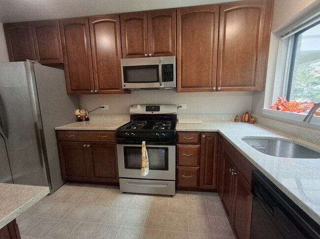Photo - 10670 Weymouth St Condo Unit 101