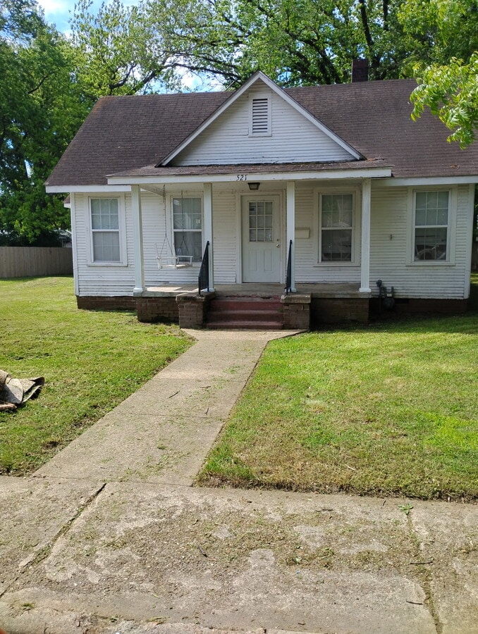 Photo - 521 W Hale Ave House