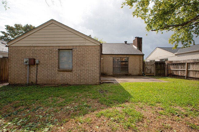 Photo - 16042 Bear Hill Dr