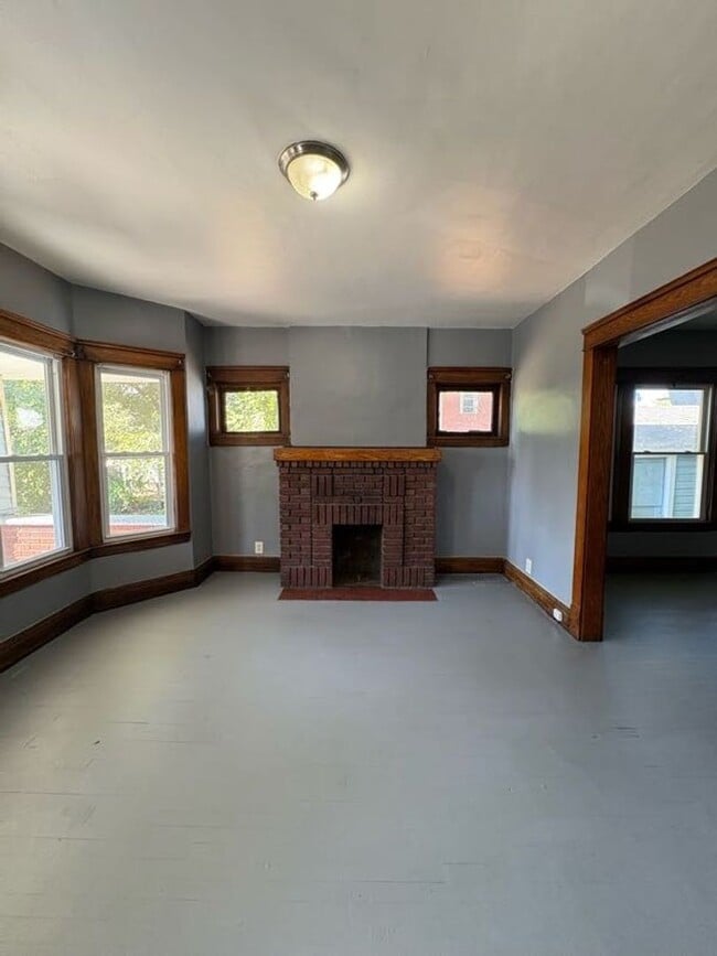 Photo - Highland Rd NE Unit 915 Highland Rd NE