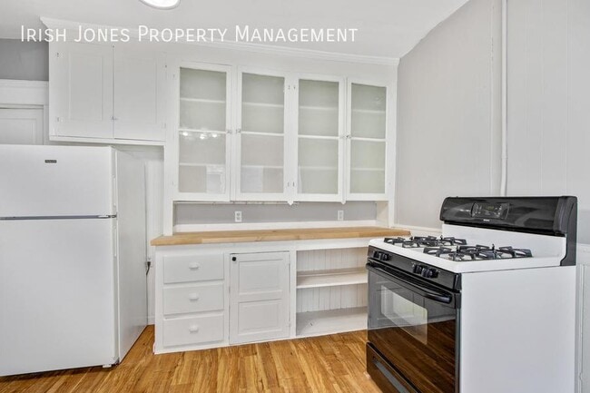 Photo - 1899 Seneca St Unit Apt. 2