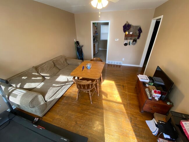 Building Photo - 1202 Ratone St Unit 1202