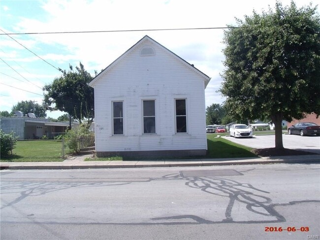 Building Photo - 105 W Martindale Rd