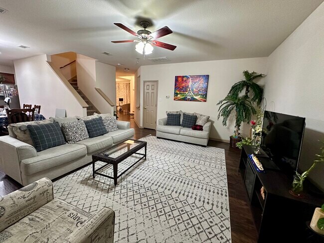 Photo - 20632 Farm Pond Ln