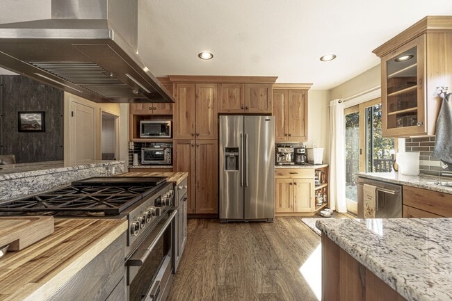 Photo - Upgraded home on Parade for rent!