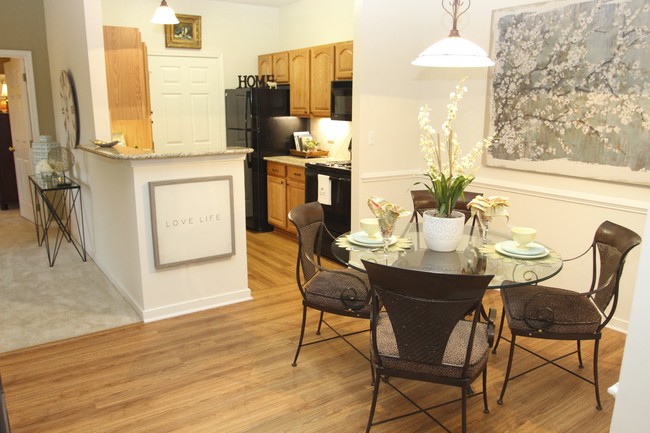 Dining Room & Kitchen - Park at Salisbury Apartments