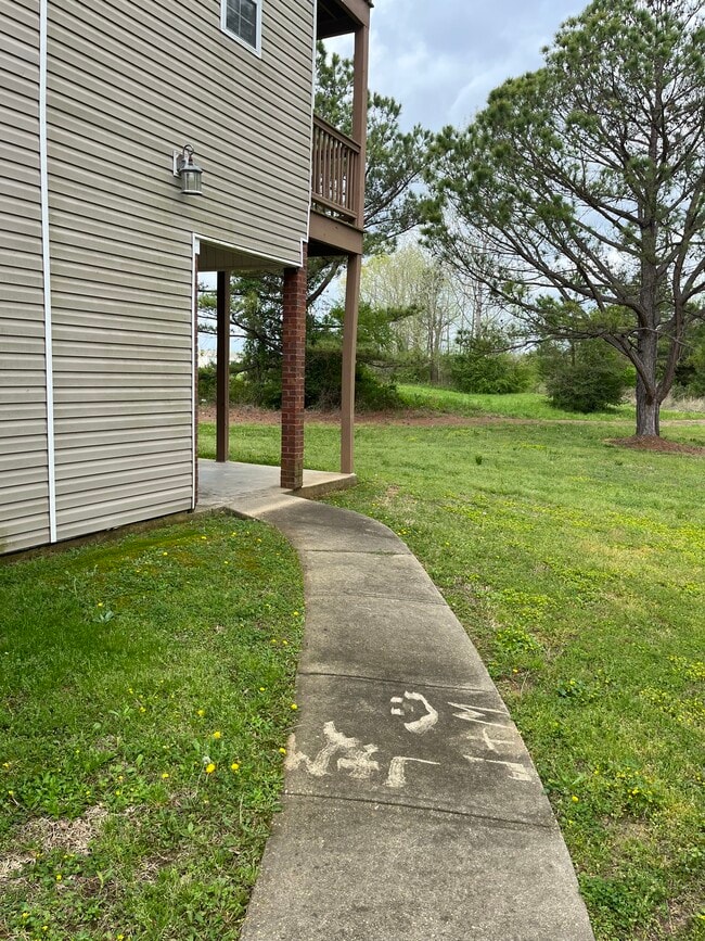 Photo - 1315 Saint Andrews Ln