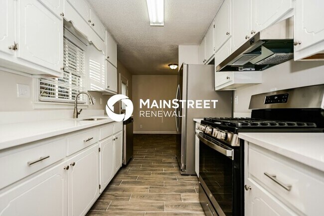 Photo - 3 Bedroom Pet-Friendly Home in Stockbridge, GA with Main Street Renewal