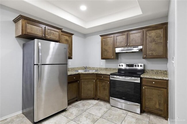 Photo - 416 E 5th St Unit B6