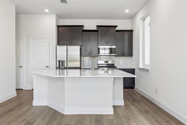 Photo - 1508 Lake District Dr