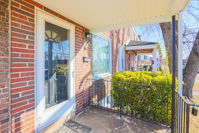 Photo - 3 Bedroom Beautiful Townhome