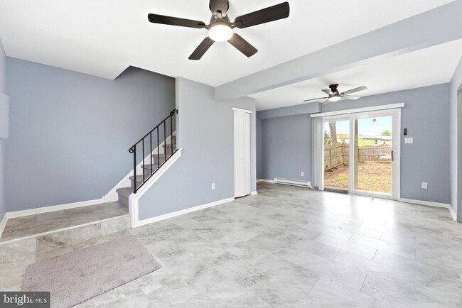 Building Photo - 79 Edinshire Rd