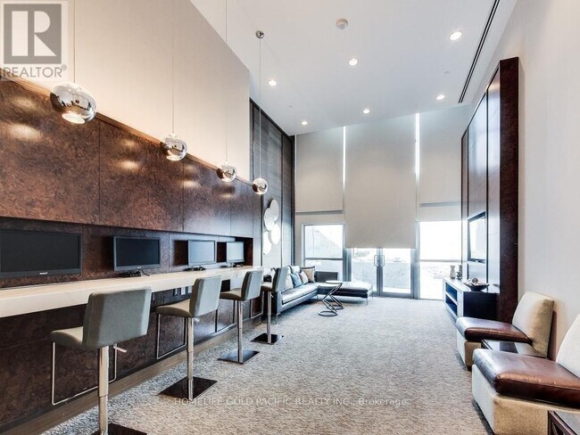 Photo - 386 Yonge St Unité 1716