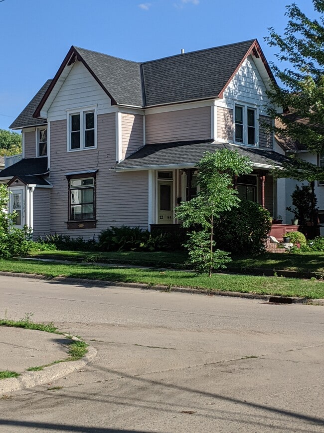 2255 Pierce St NE - 2255 Pierce St NE Unidad 1 A