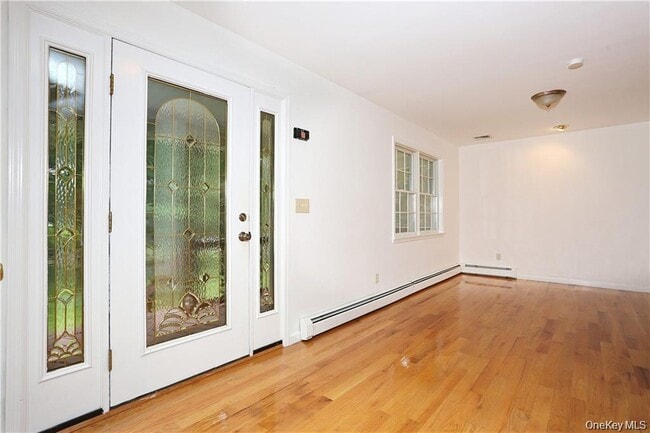 Photo - 80 Old Quaker Hill Rd