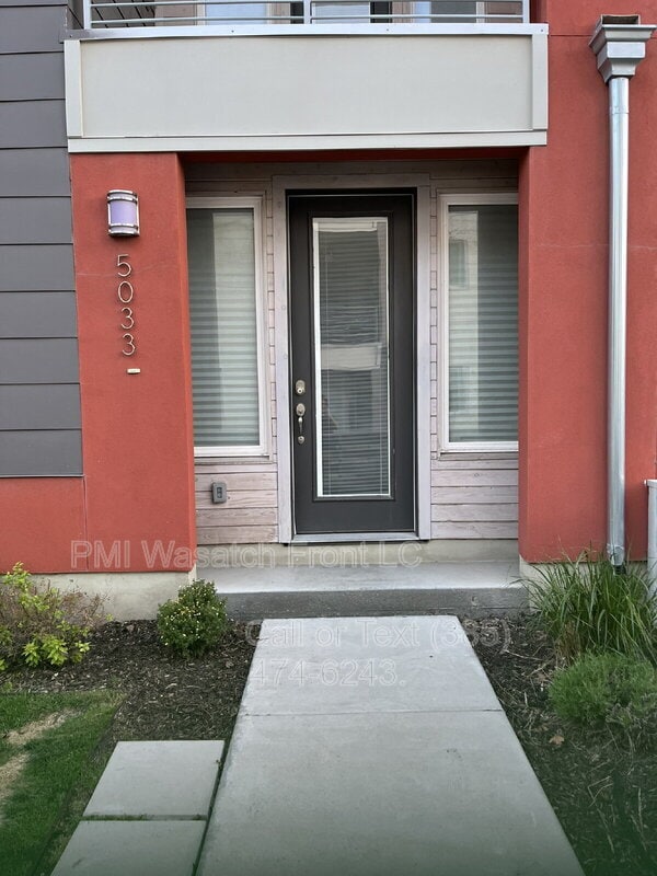 Photo - 5033 W Daybreak Pkwy House