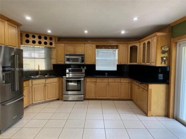 Photo - 720 NW 123rd Ave