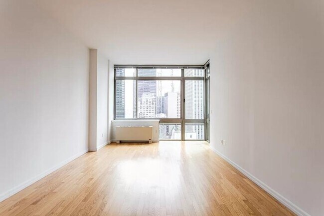 Photo - 4 bedroom in New York NY 10038 Unit 3207