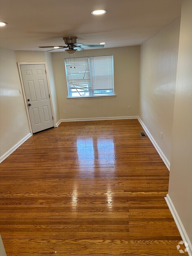 Building Photo - 5324 N Marvine St Unit 1 Rental