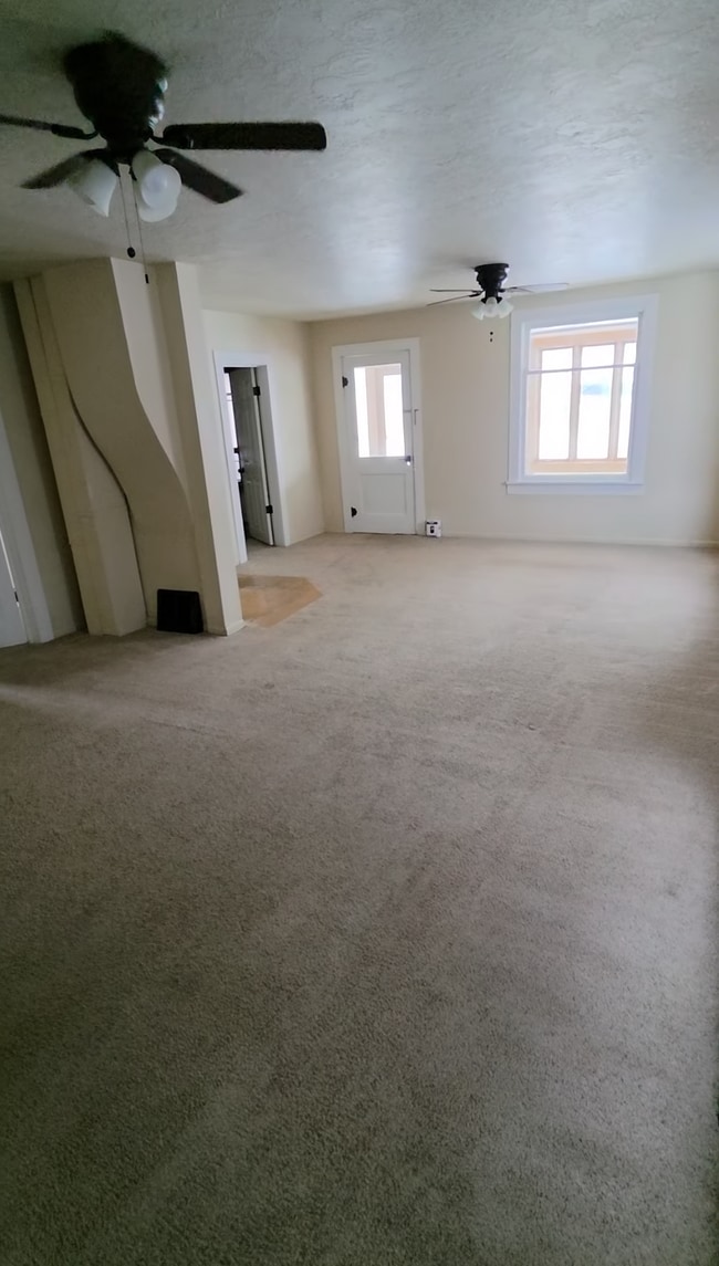 Photo - 3259 US Highway 2 W