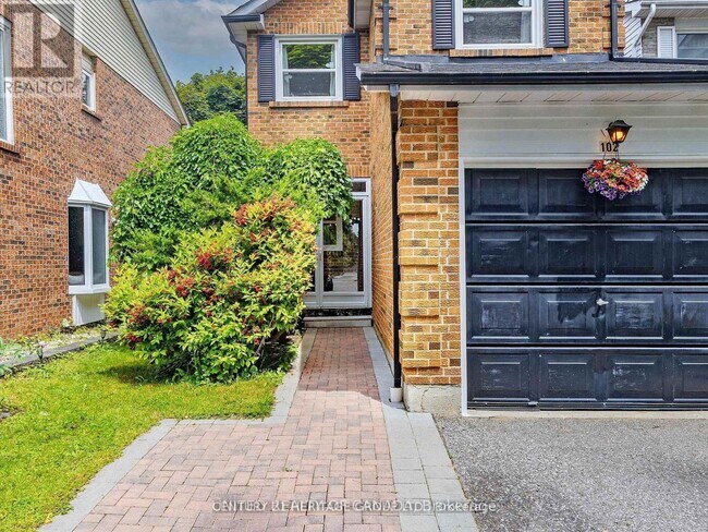 Photo - 102 Baywood Ct