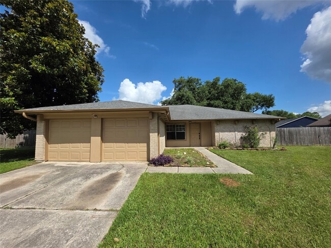 Building Photo - 8607 Knoll Forest Dr