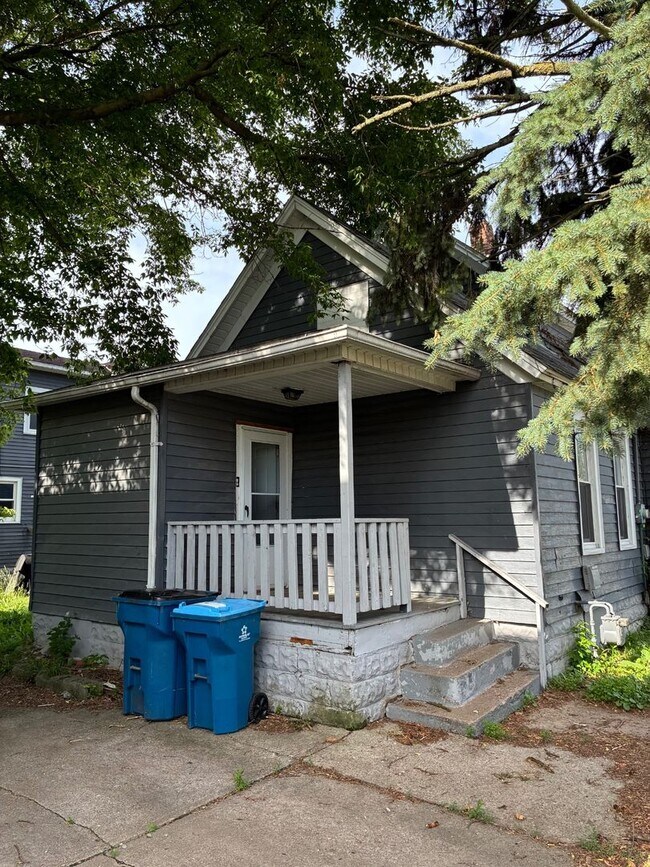 Photo - Charming 3-Bedroom Property in Prime Location